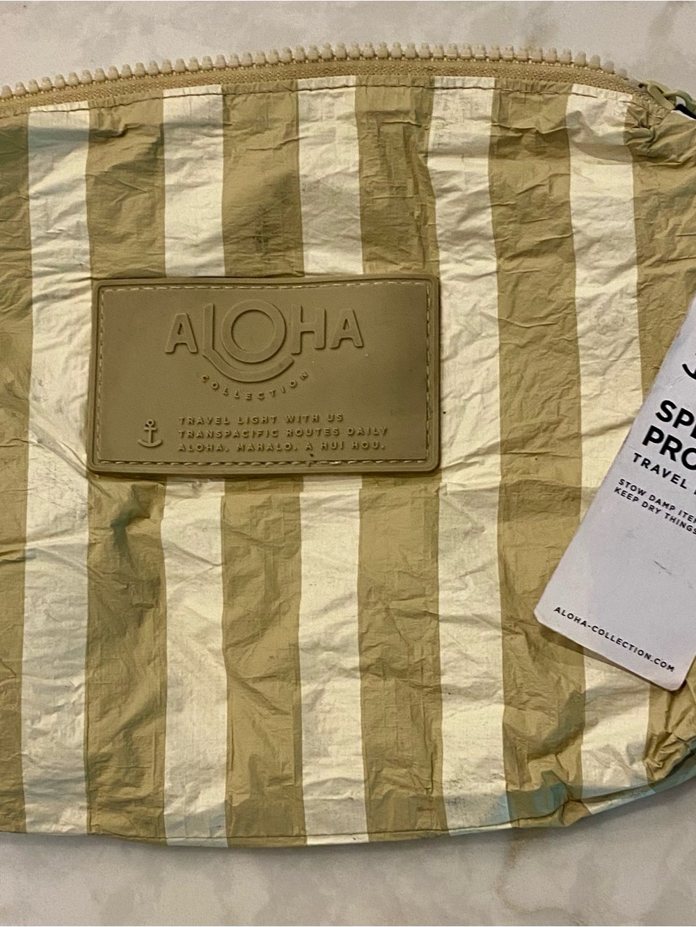 Aloha Collection Splash Proof Travel Pouch - Picture 6 of 8